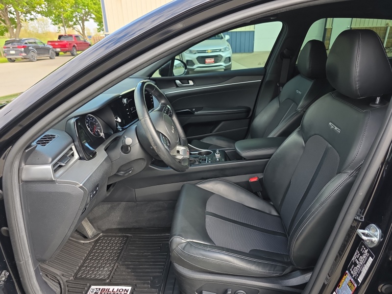 2022 Kia K5