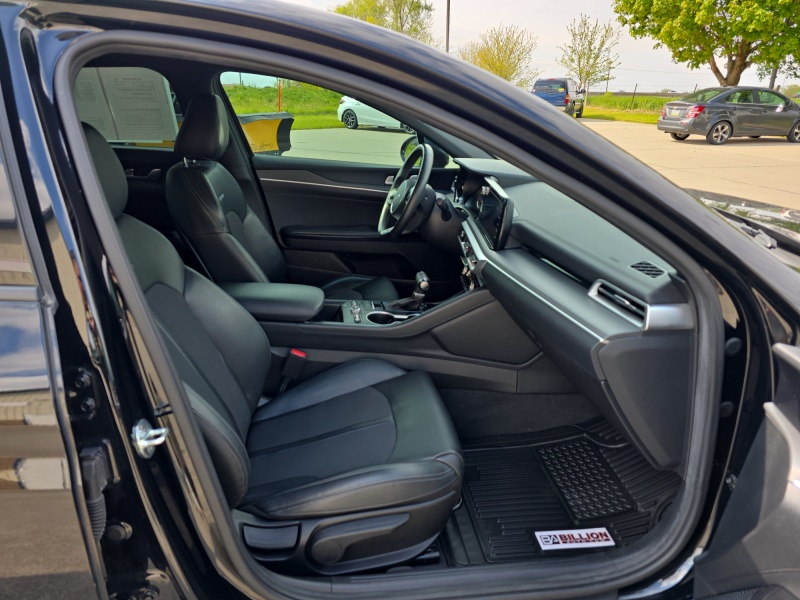 2022 Kia K5