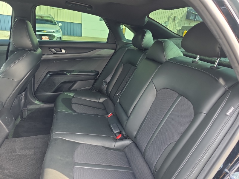 2022 Kia K5