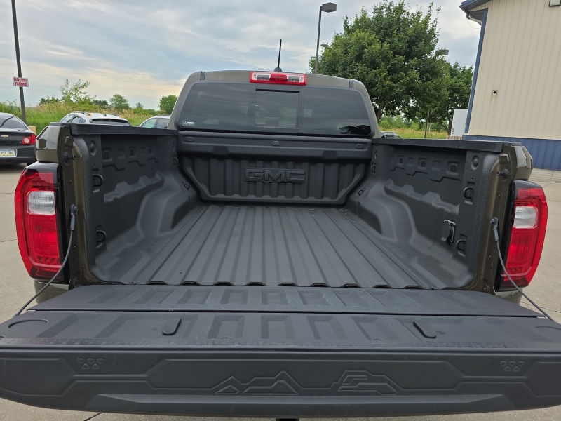 2025 GMC Canyon