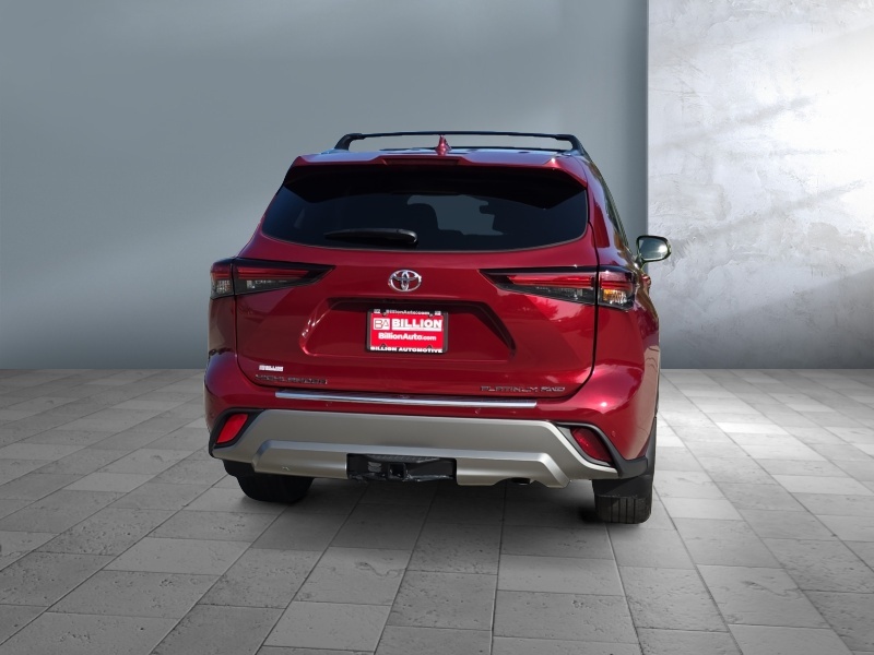 2024 Toyota Highlander