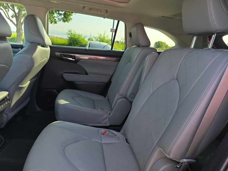 2024 Toyota Highlander