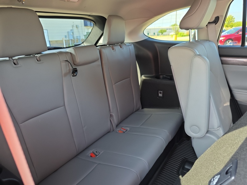 2024 Toyota Highlander