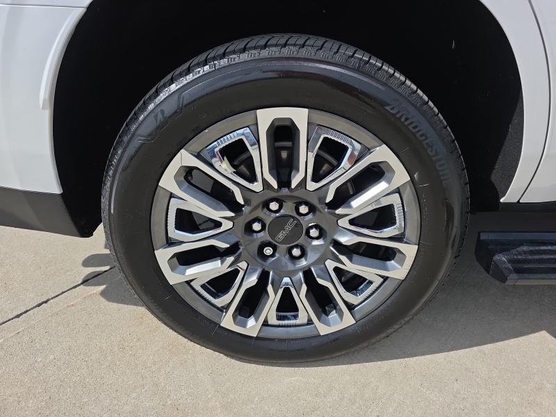 2023 GMC Yukon