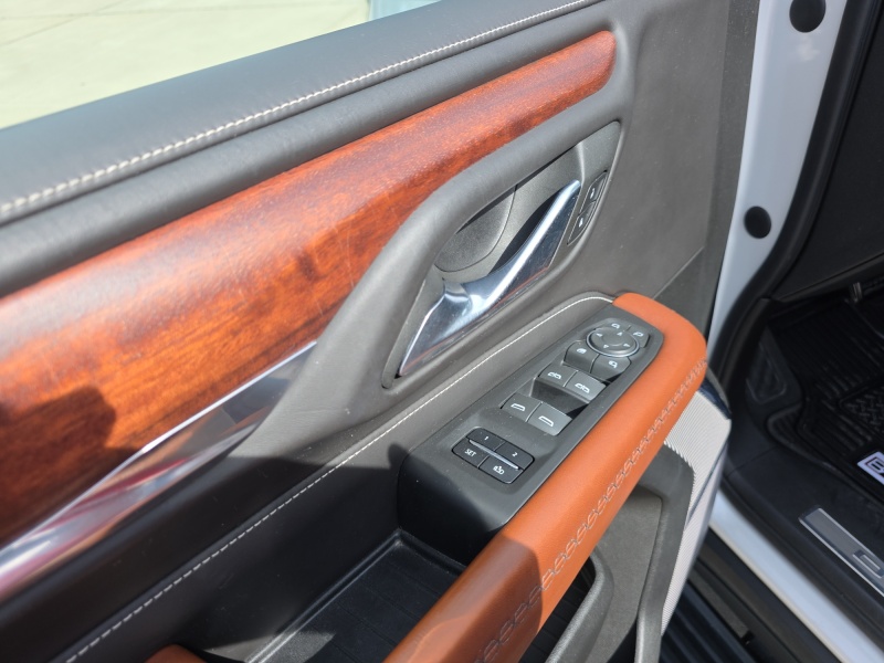 2023 GMC Yukon