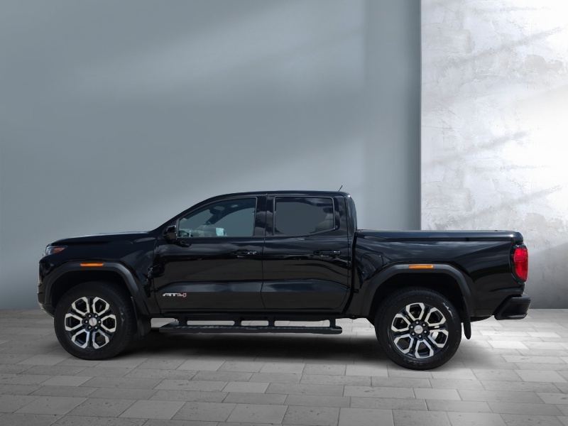 2024 GMC Canyon