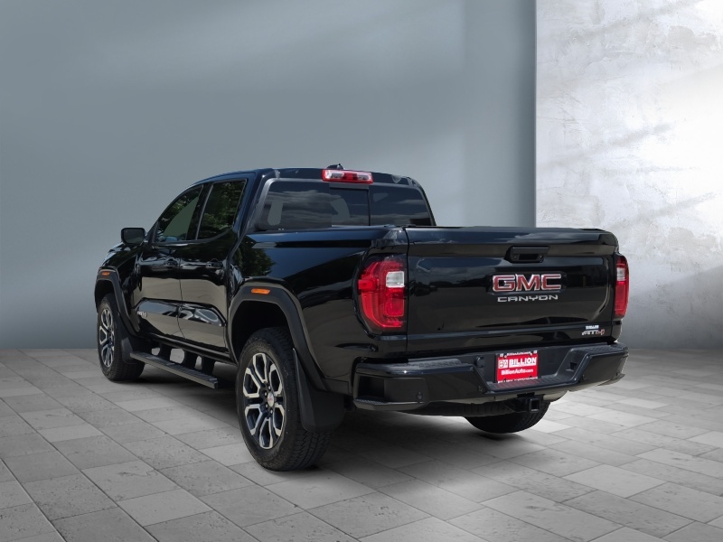 2024 GMC Canyon