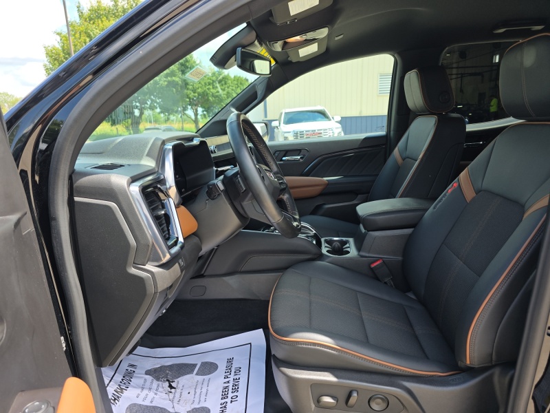 2024 GMC Canyon