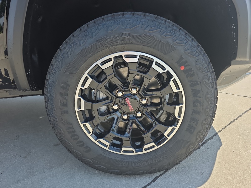 2026 GMC Canyon