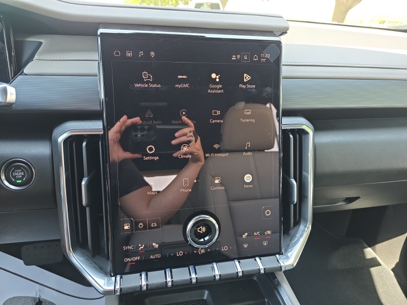 2026 GMC Acadia