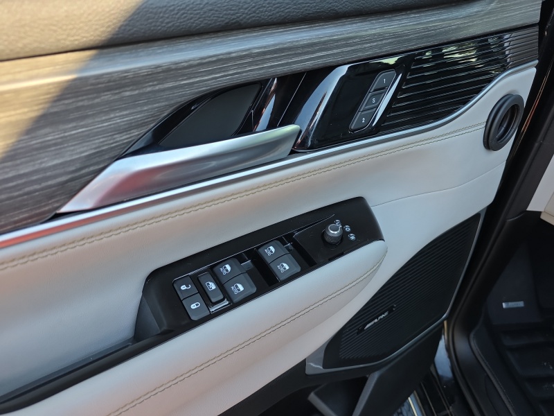 2024 Jeep Wagoneer