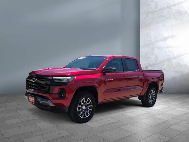 Used 2025 Chevrolet Colorado  Z71 Trucks