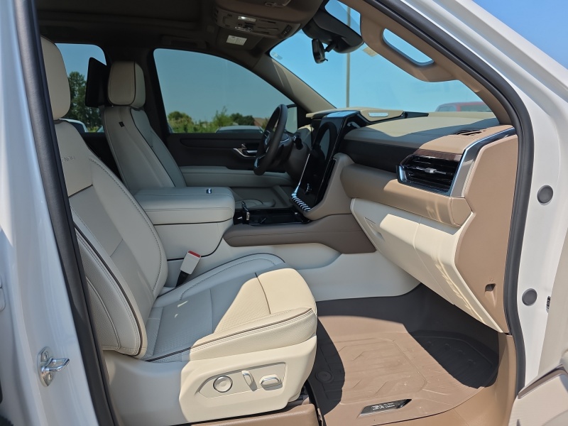 2025 GMC Yukon XL