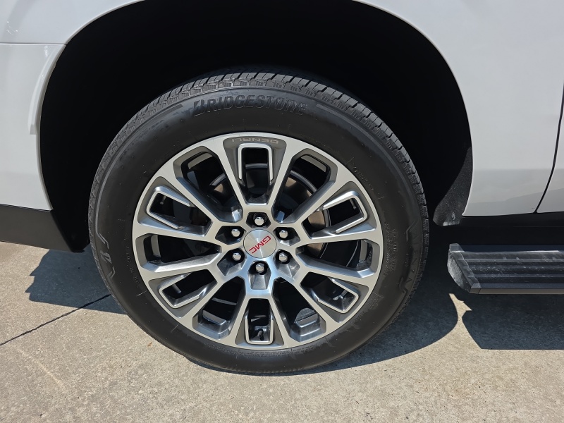 2025 GMC Yukon XL