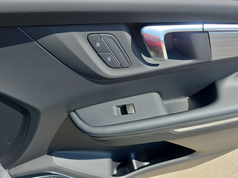 2026 Buick Enclave Preferred - Photo 21