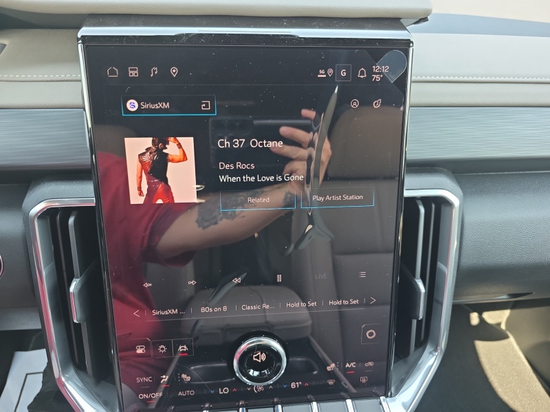 2027 GMC Acadia
