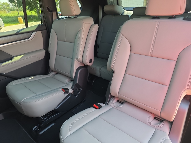 2027 GMC Acadia