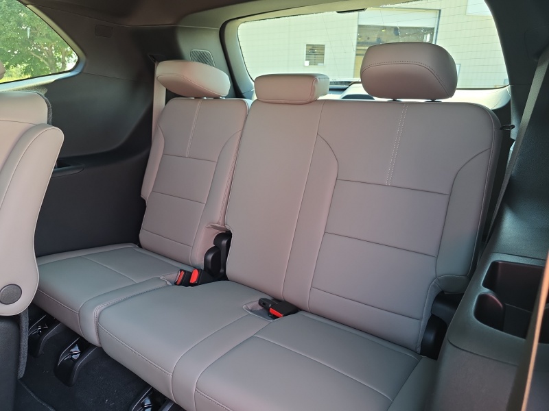2027 GMC Acadia