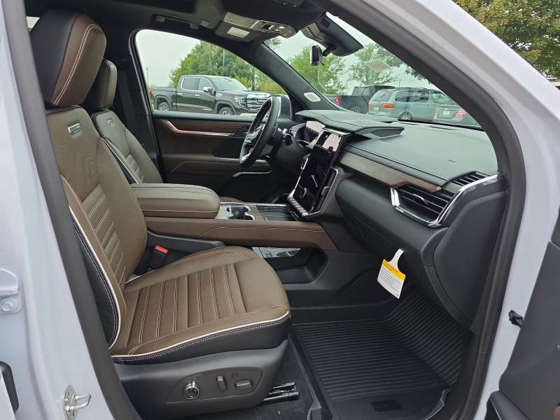 2027 GMC Acadia