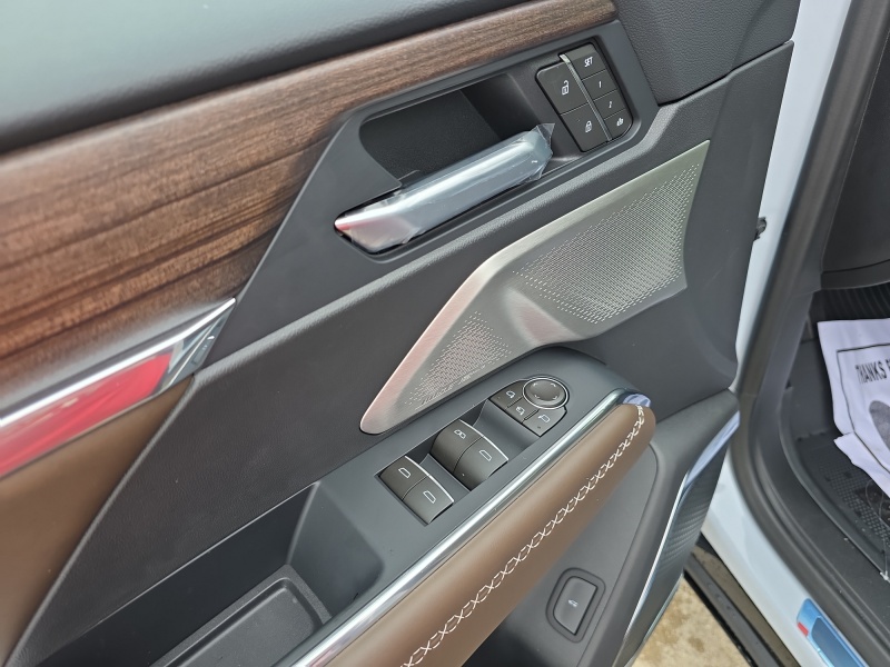 2027 GMC Acadia