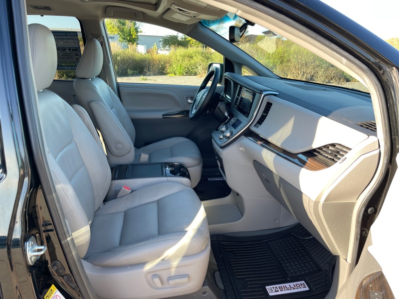 2016 Toyota Sienna