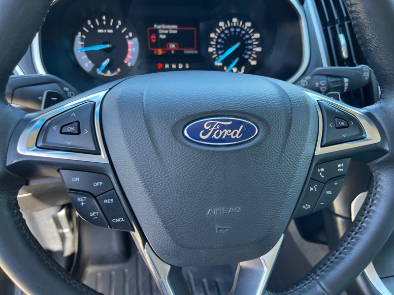 2017 Ford Edge