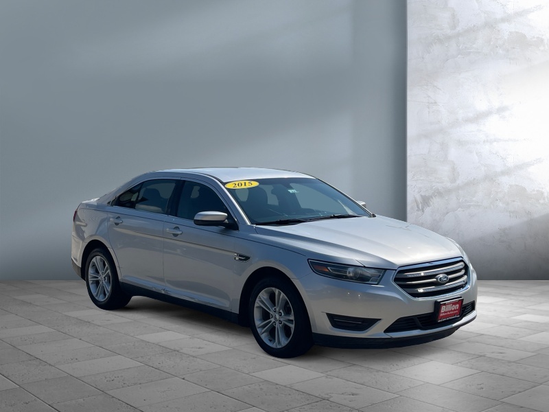 2015 Ford Taurus