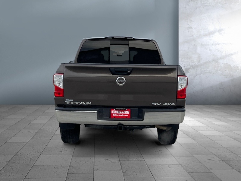 2017 Nissan Titan