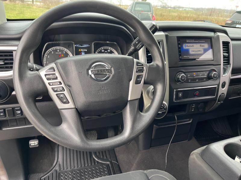 2017 Nissan Titan