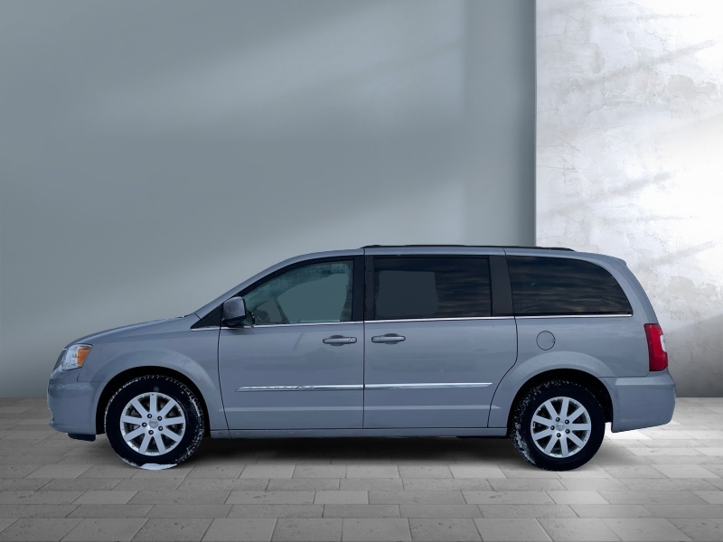 2015 Chrysler Town and Country