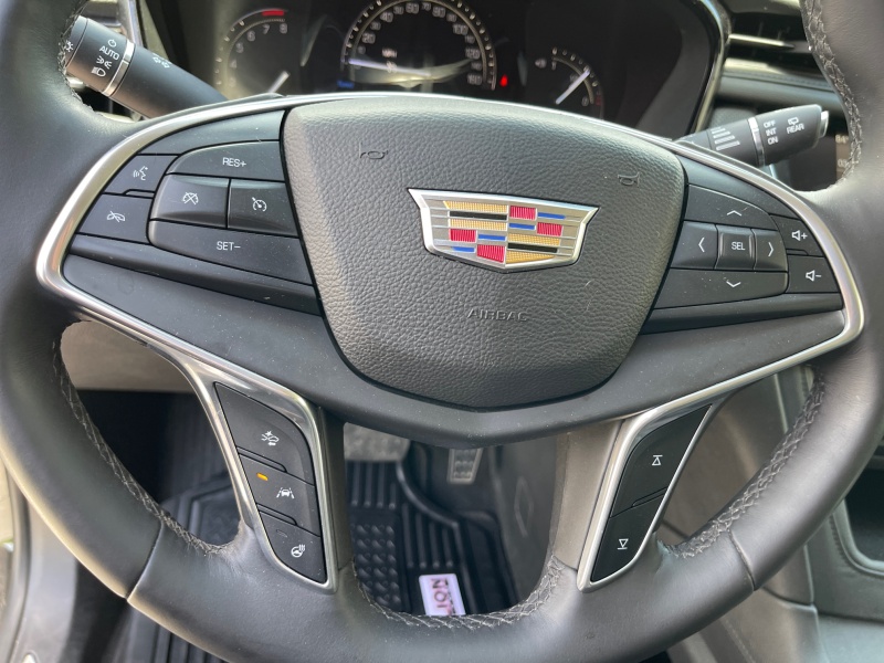 2017 Cadillac XT5