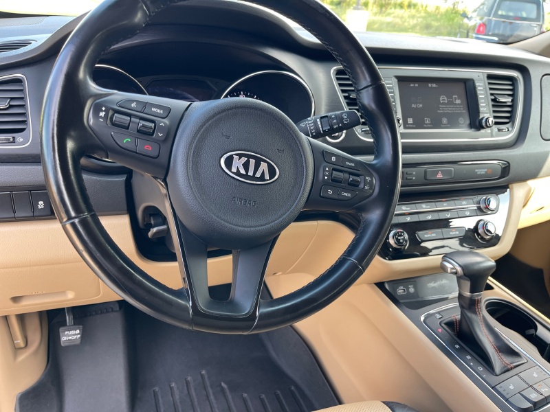 2017 Kia Sedona