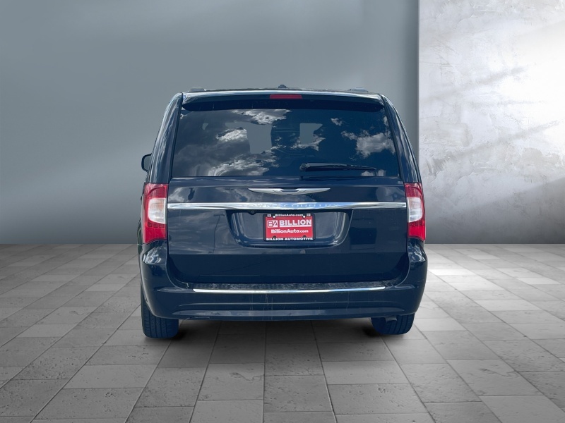 2011 Chrysler Town and Country