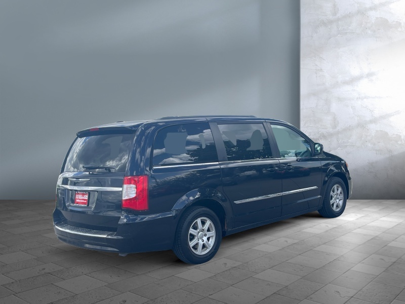 2011 Chrysler Town and Country