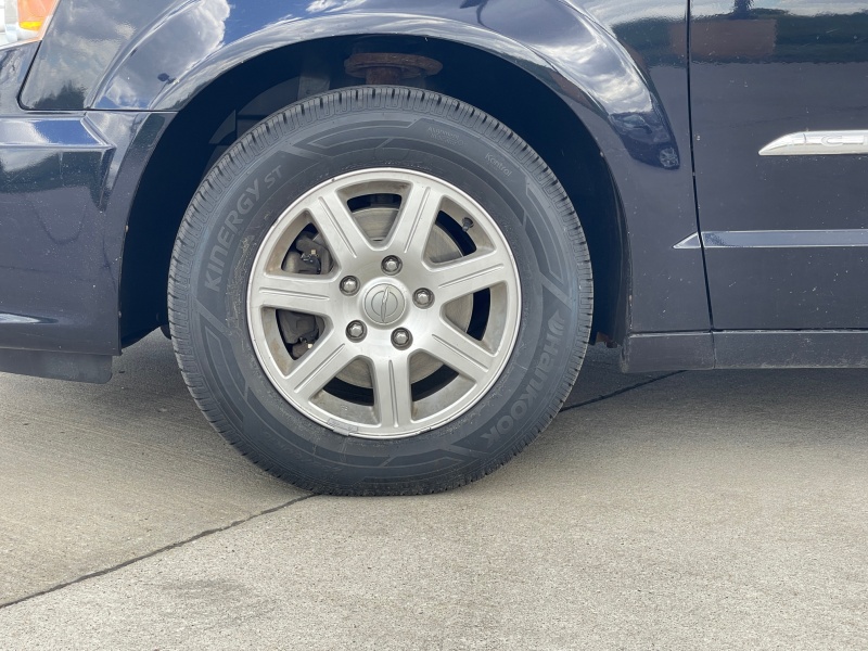 2011 Chrysler Town and Country
