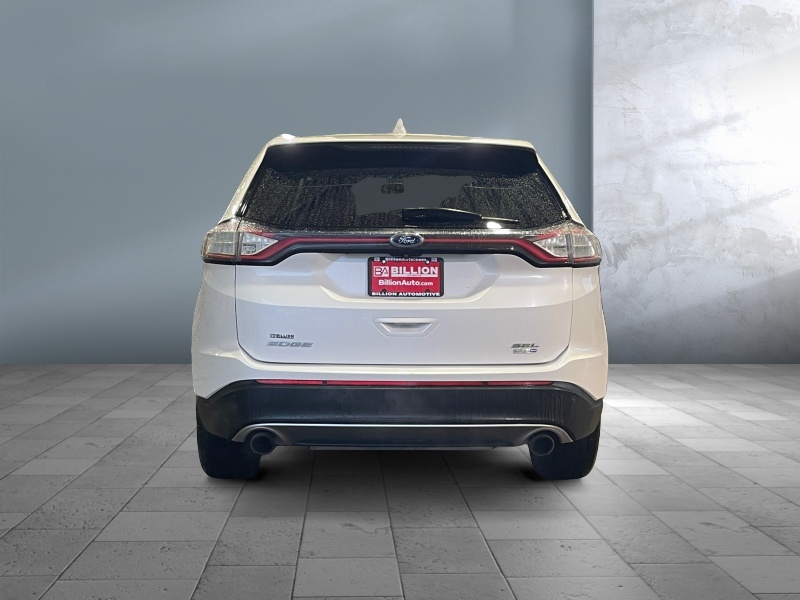2016 Ford Edge