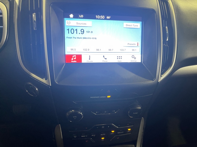 2016 Ford Edge