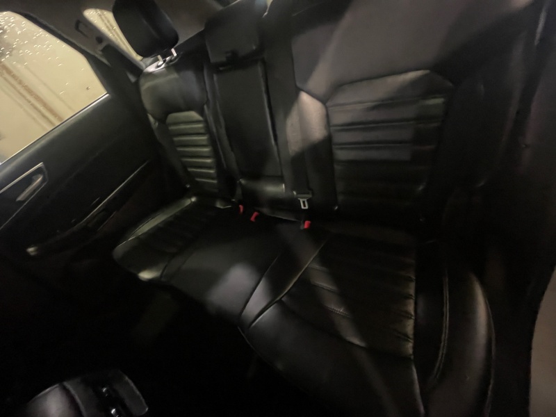 2016 Ford Edge