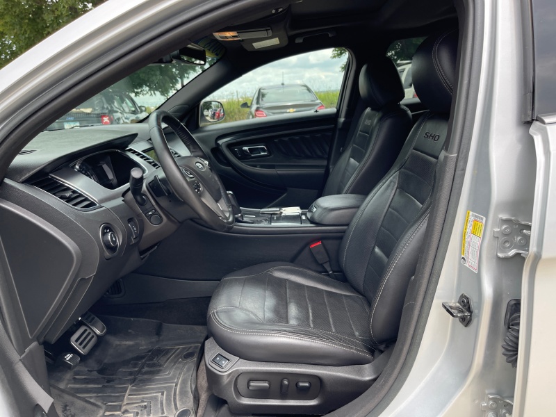 2018 Ford Taurus