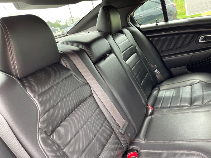 2018 Ford Taurus