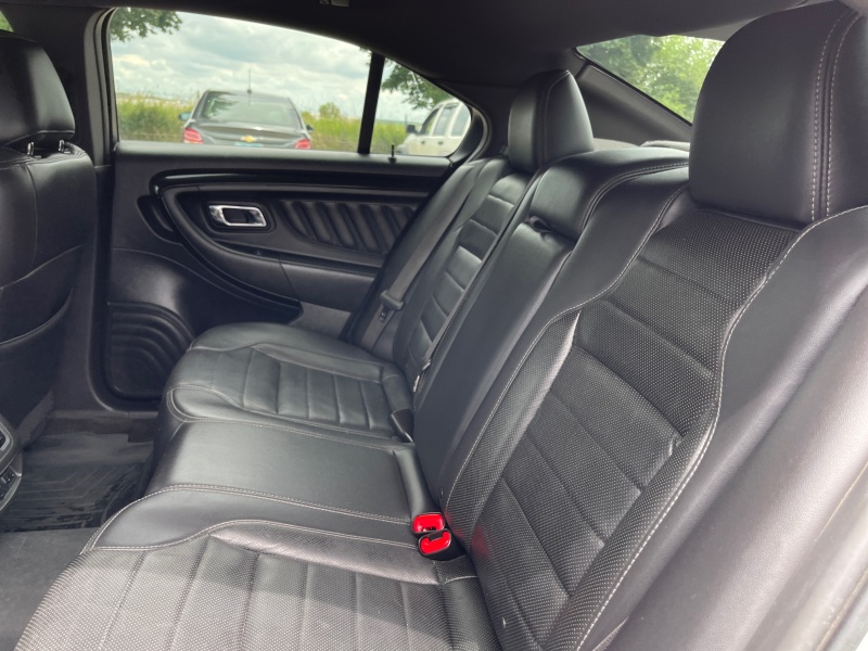 2018 Ford Taurus
