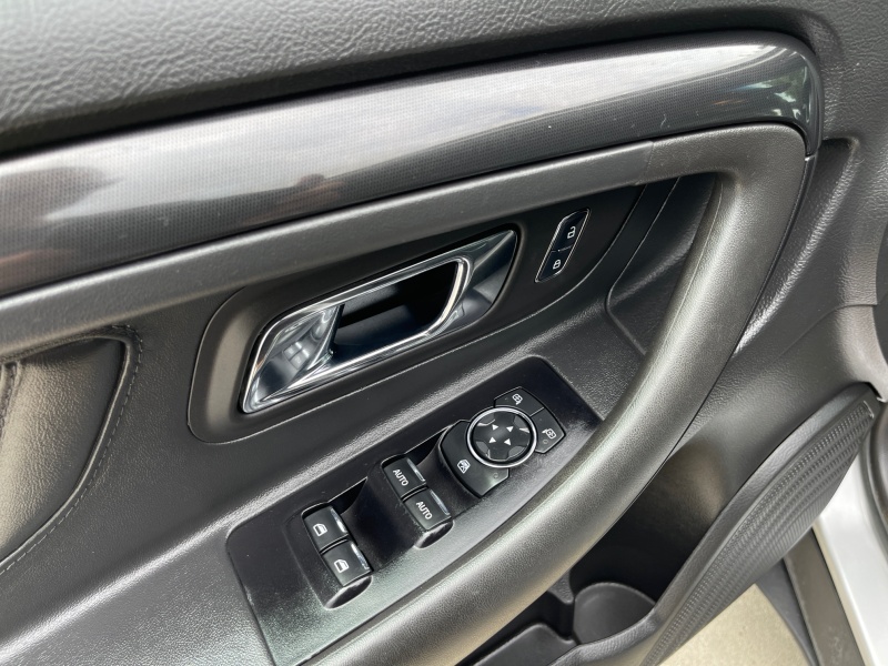 2018 Ford Taurus