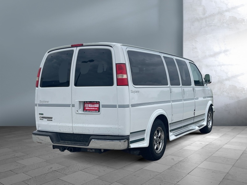 2011 Chevrolet Express Cargo Van