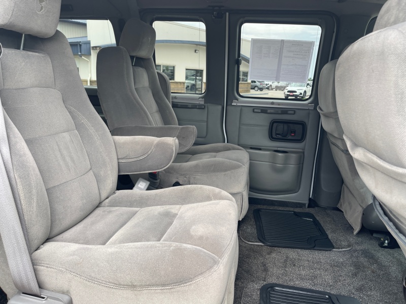 2011 Chevrolet Express Cargo Van