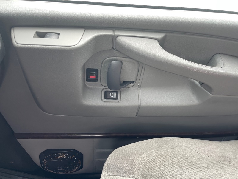 2011 Chevrolet Express Cargo Van