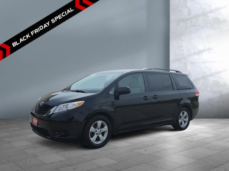 Used 2013 Toyota Sienna LE Van