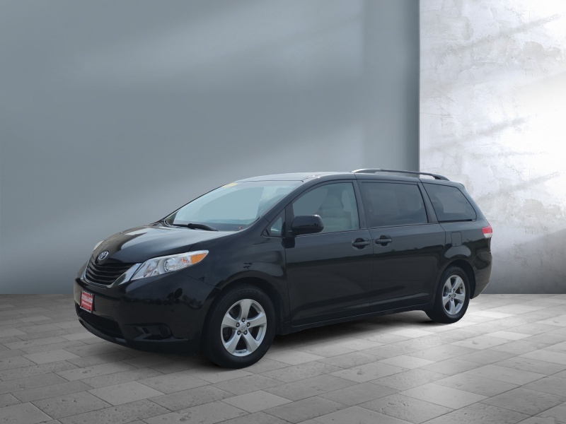 Used 2013 Toyota Sienna LE Vans