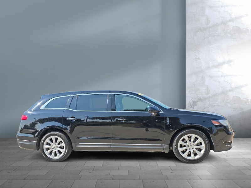2017 Lincoln MKT