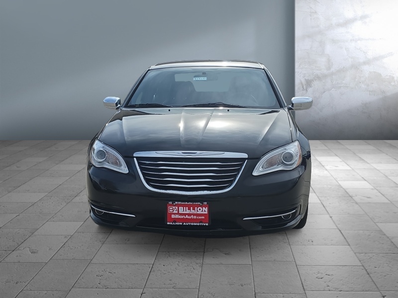 2013 Chrysler 200