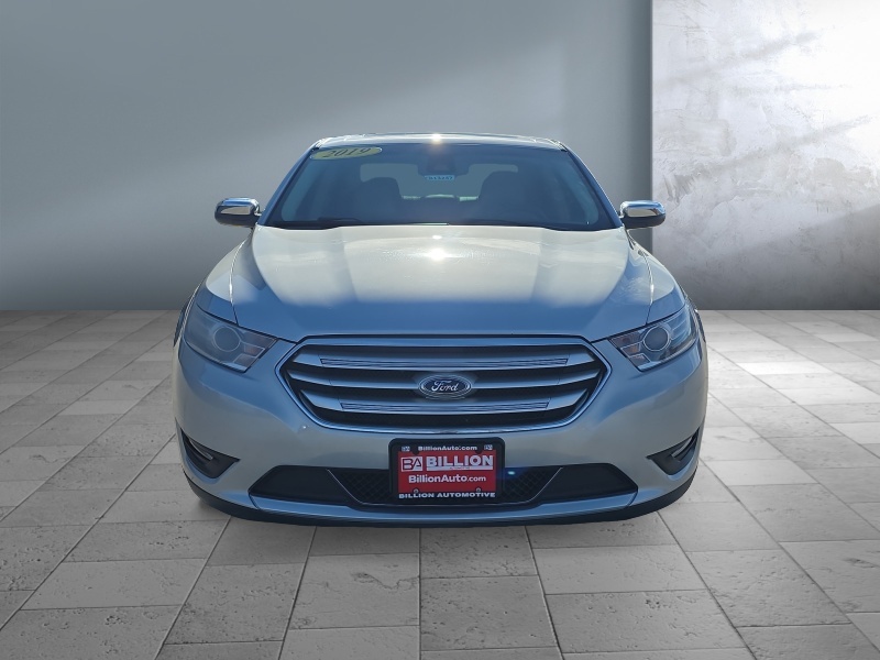 2019 Ford Taurus